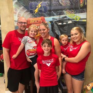 Meet your Posher, Noelle